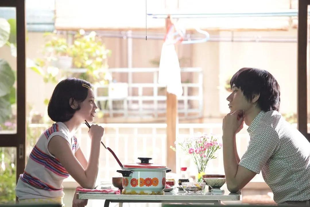 对爱情的理解和感悟，对爱的理解与感悟句子（3个让你醍醐灌顶的爱情真相）