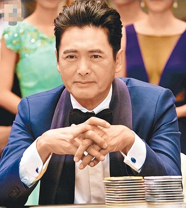 国内十大国宝级男星，盘点国内十大男明星名气排行榜