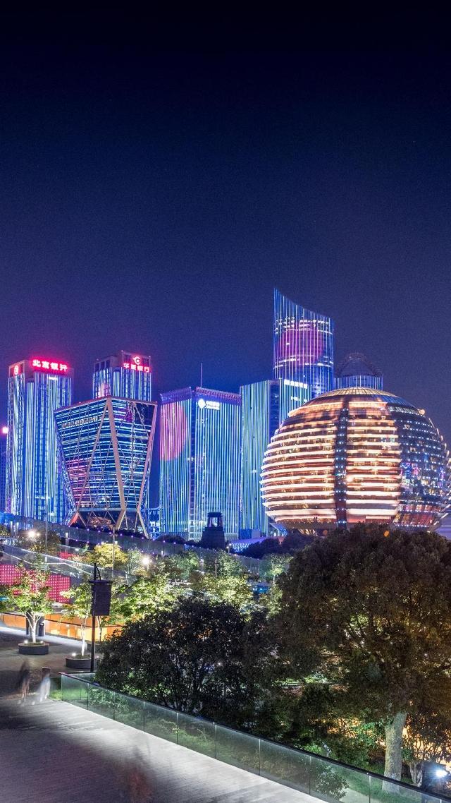 望海潮的钱塘指的是今天的什么地方，钱塘是指今天的什么地方（钱塘是一座城还是一条江）