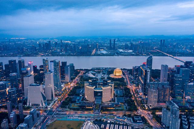 10层洋房最不建议买的楼层，11层小高层选房顺序（买房不买3层、7层、14层、18层）