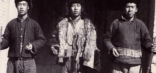 中国最年轻的少将，开国十大少将有哪些（79年指挥200辆坦克欲横扫越南）