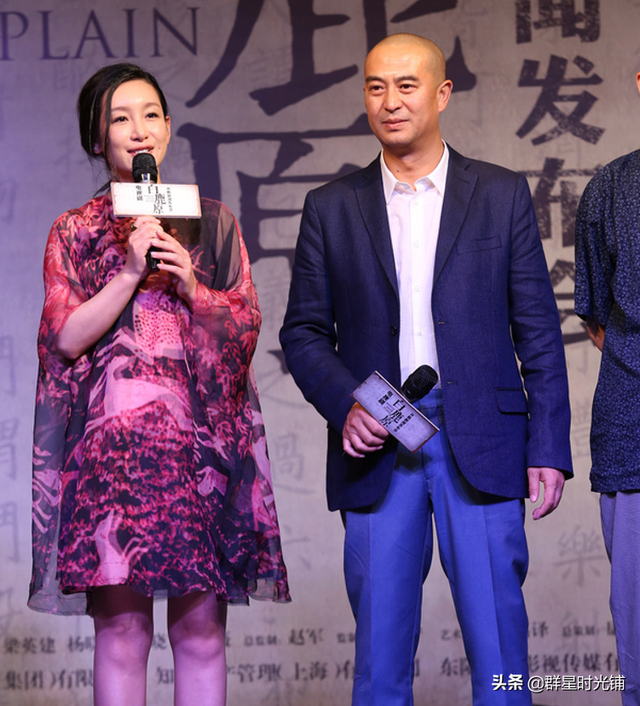 “娱乐圈劳模”张嘉译：40岁才走红，与王海燕的恩爱婚姻引人羡慕