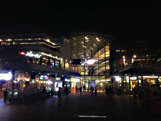 深圳海上世界好玩吗，深圳海上世界值得去吗（见证深圳40年的历史发展）