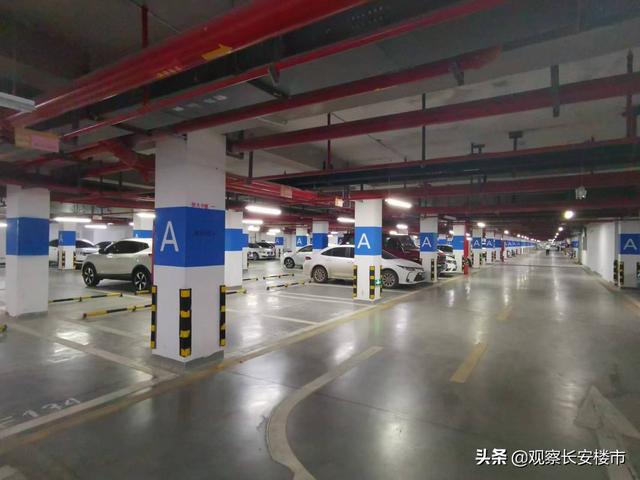 华润置地·未来城市内部，市价6折，几万西安人摇号抢购