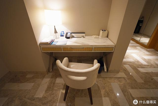 亚特兰蒂斯在哪里，亚特兰蒂斯在哪（“人傻钱多”的三亚亚特兰蒂斯）