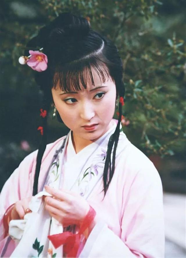 花谢花开花满天，雷龙鱼吃什么饲料（《红楼梦》里黛玉写的诗）