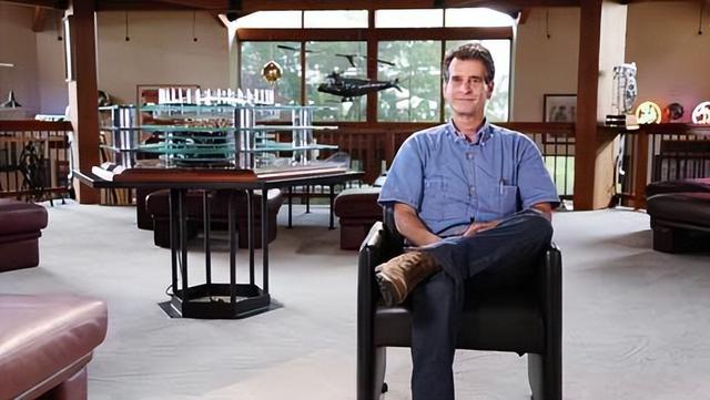 请问世界上最著名的科学家是谁，世界上最著名的科学家是哪一个（盘点发明专利最多的7位发明家）