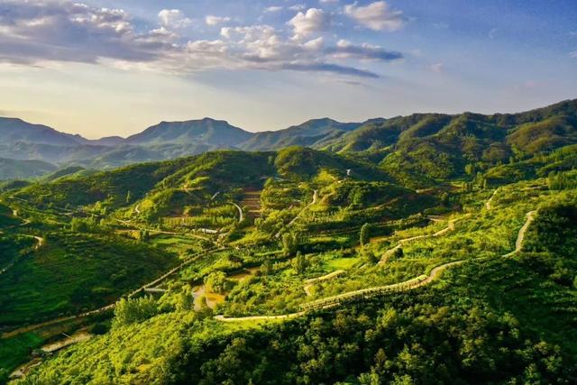 暑假去哪里旅游好，暑假带孩子去哪里旅游好（转转家门口的旅游胜地吧）