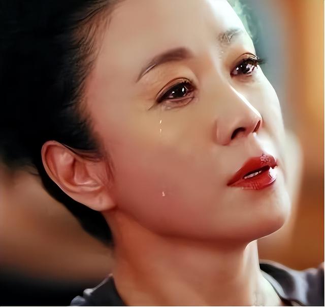 最美妲己傅艺伟为何自甘堕落，从“最美妲己”到“阶下囚”