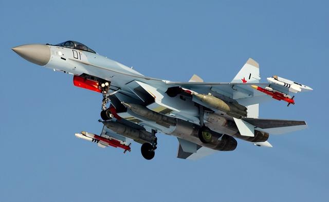 除美国f-35战机之外的任何西方战斗机,这让俄罗斯的苏-35战机相形见绌