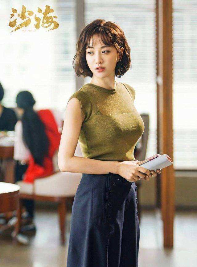 年纪小却有气场的女生，年纪轻轻气场就很强（只服这5位中年女星）