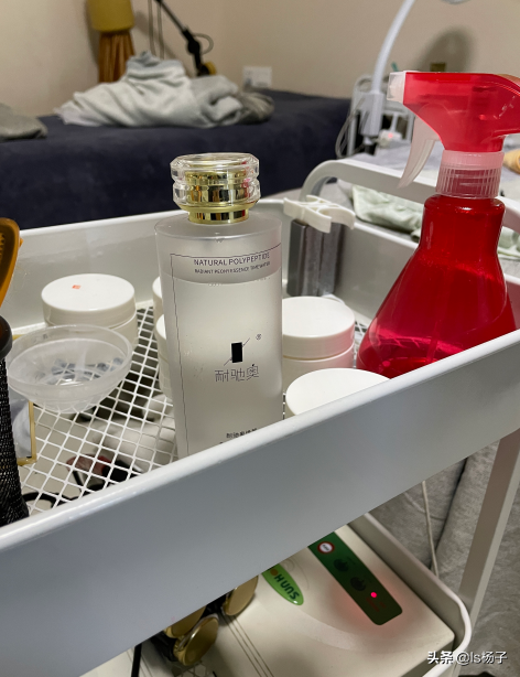 没有卸妆水可以用什么代替，没有卸妆水用什么代替（有没有什么一瓶就可以代替多瓶的只擦一种就可以的护肤品）