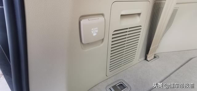 新车 | 丰田新兰德酷路泽到港实拍，115万起售，日本下定四年后提车