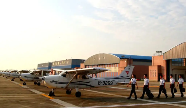 中国民用航空飞行学院，中国民用航空飞行学院新校区（中飞院在多省招生遭遇“滑铁卢”）