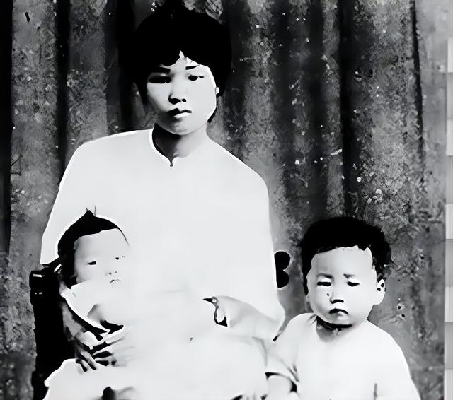 100人民币折双心详细步骤，人民币折双心图解（杨开慧的母亲泪流满面）