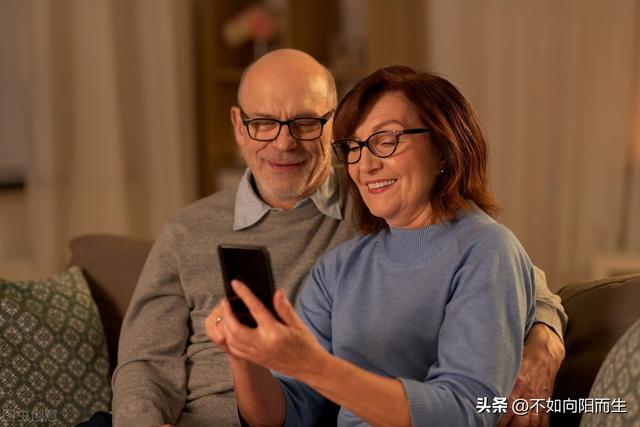 做家政一个月多少钱，家政公司费用一览表（雇主每个月给6500工资很不错）