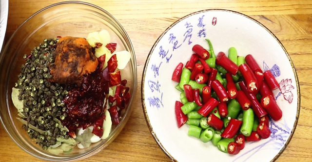 寒菜是什么呢，寒菜是什么属性的菜（“三鲜”指的是啥）