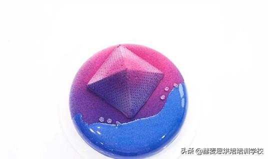 烘焙培训都有什么课程，烘焙课做什么（杭州西点培训班课程一般学些啥）