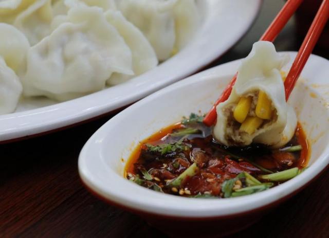 中国过年吃饺子寓意，过年吃饺子象征意义（2022元宵节冷知识）