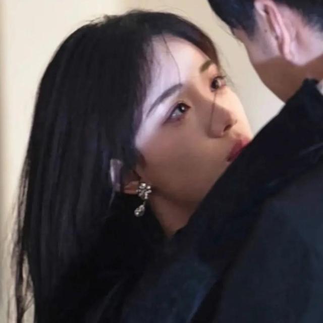 文艺风微信头像，文艺风微信头像图片（文艺风情侣头像）