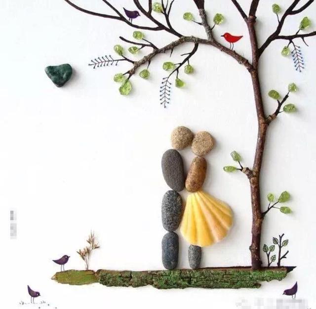 有趣的鹅卵石画，有趣的鹅卵石画图片（一组关于爱情的鹅卵石创意拼画）