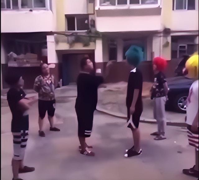 东百是什么梗，东百国是什么梗（十六号下午的某一分钟）