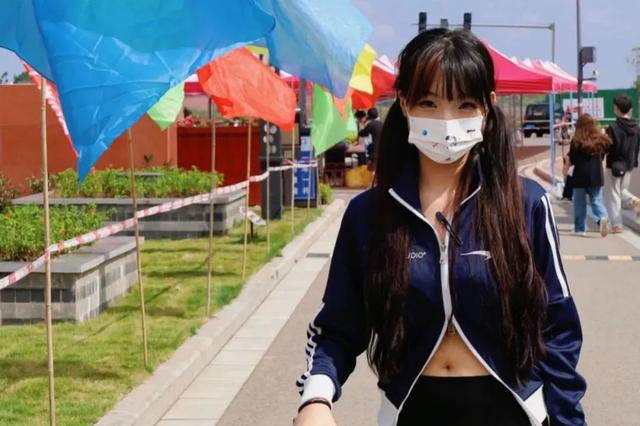 四川信息技术学院，2022年四川信息职业技术学院有哪些院系和专业（四川省高职院校入学当天美照曝光）