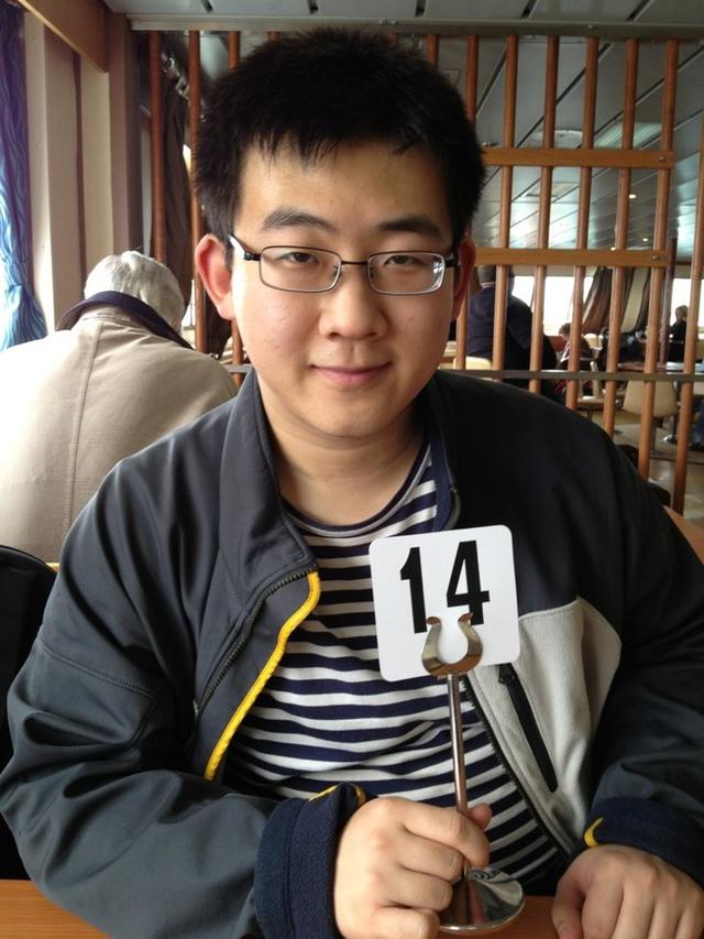 梁晓天2009年,梁小凉考入北京电影学院美术系读研究生.