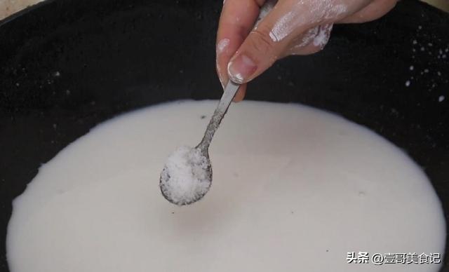 煮牛奶的方法，煮牛奶正确方法是什么样的（牛奶我家从不直接喝）