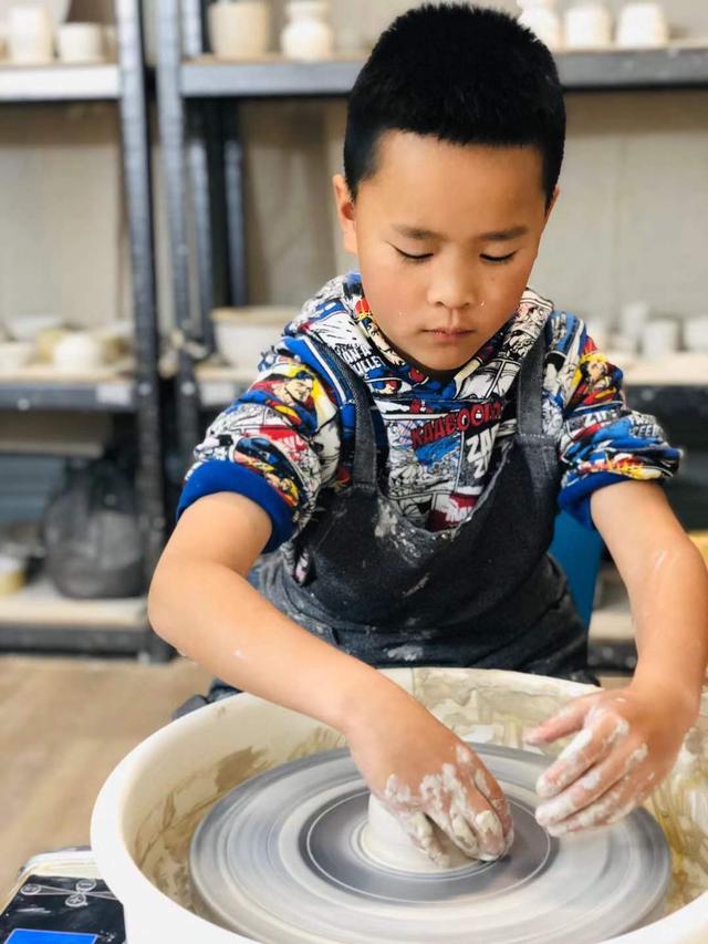 儿童生日祝福语，送给孩子生日祝福语八个字霸气（安娟英：鑫儿十岁生日祝贺词）