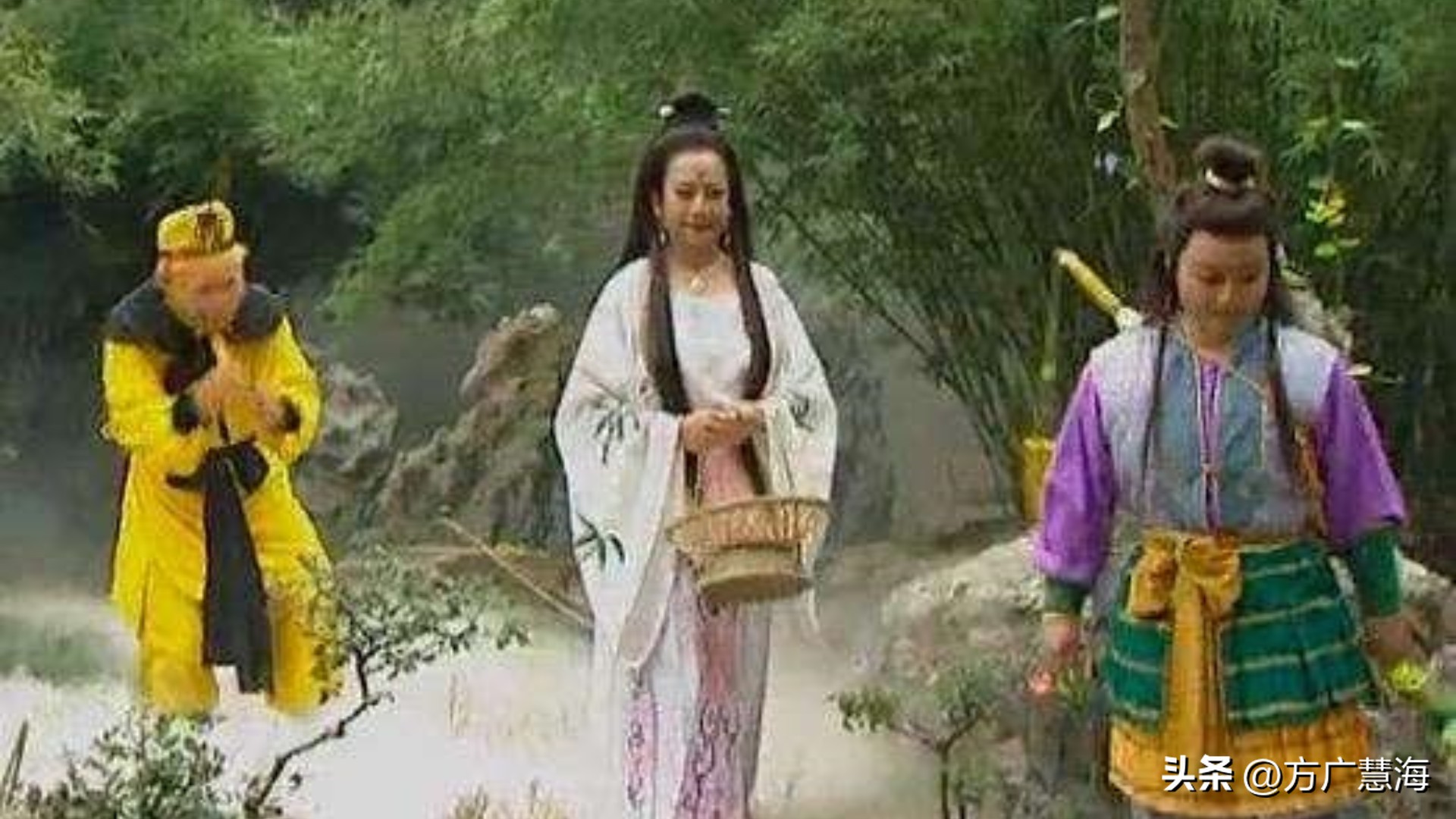《西游记》真假美猴王中，假猴王也有一根金箍棒，金箍棒整个龙宫只有一根，这是怎么回事？