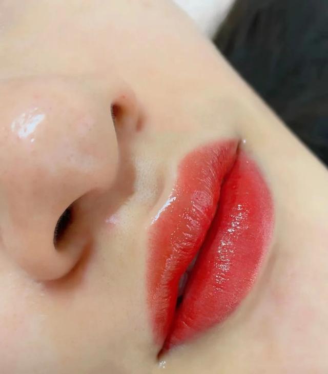 唇的形状有哪些，唇形有哪些（告别薄唇、下垂唇、厚唇形）