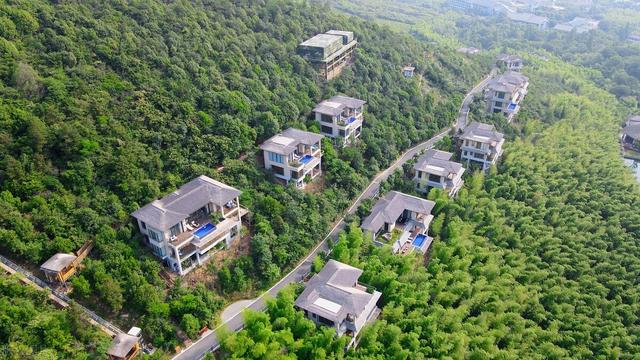 海南景点排名前十，海南必去十大景点（海南岛的十大魅力之地）