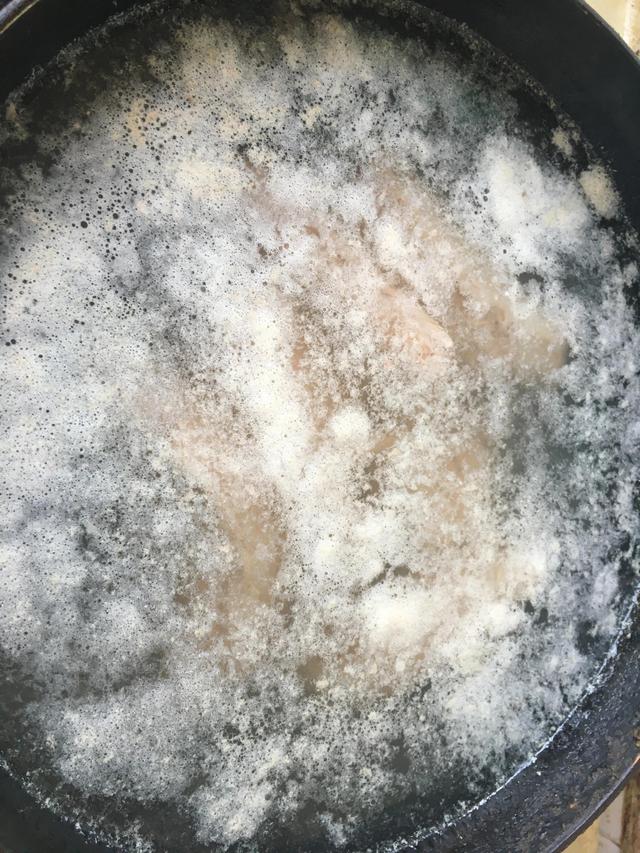 牛排骨的家常做法，家常牛排骨怎么做好吃（牛排骨的简单美味做法）