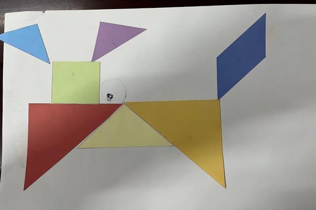 智力七巧板多幅组合创新作品，合肥市六安路小学荣城花园分校巧思巧手巧创意