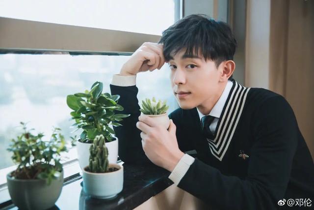 2022年李晨官宣范冰冰，2022年李晨官宣范冰冰了吗（难怪说世人皆笑王宝强）