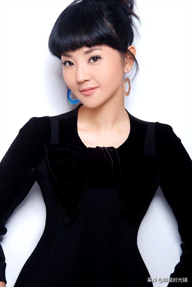 方琼个人资料简介,月亮姐姐资料简介(主持人方琼:15岁父亲离世)