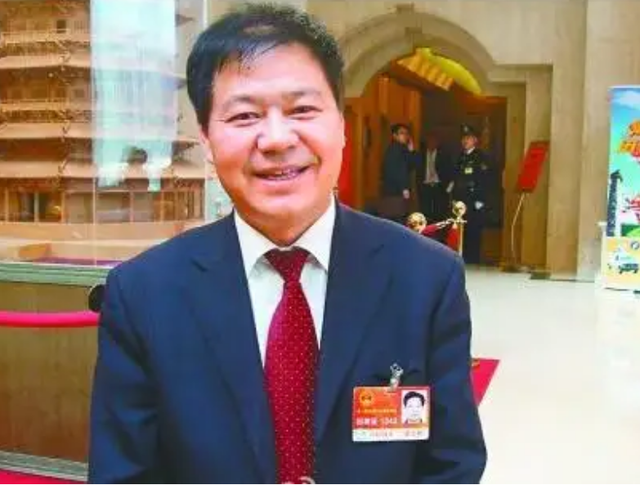 比秦香莲还苦的孔素英，孔素英好吗（起底蓝翔创始人一地鸡毛的家族恩怨）