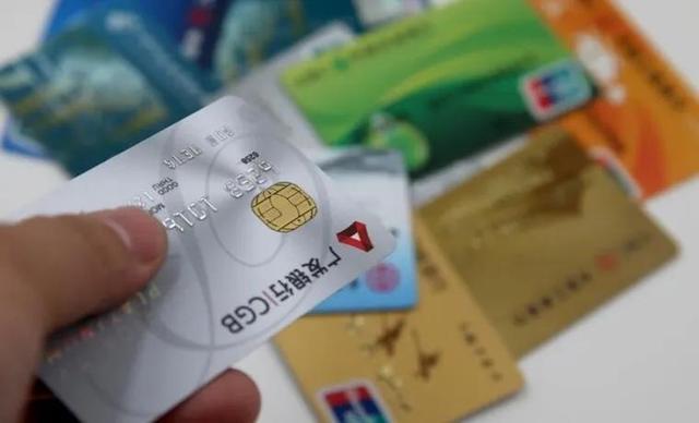 银行卡怎么开通短信提醒，农村信用社银行卡怎么开通短信提醒（还好银行员工提醒）