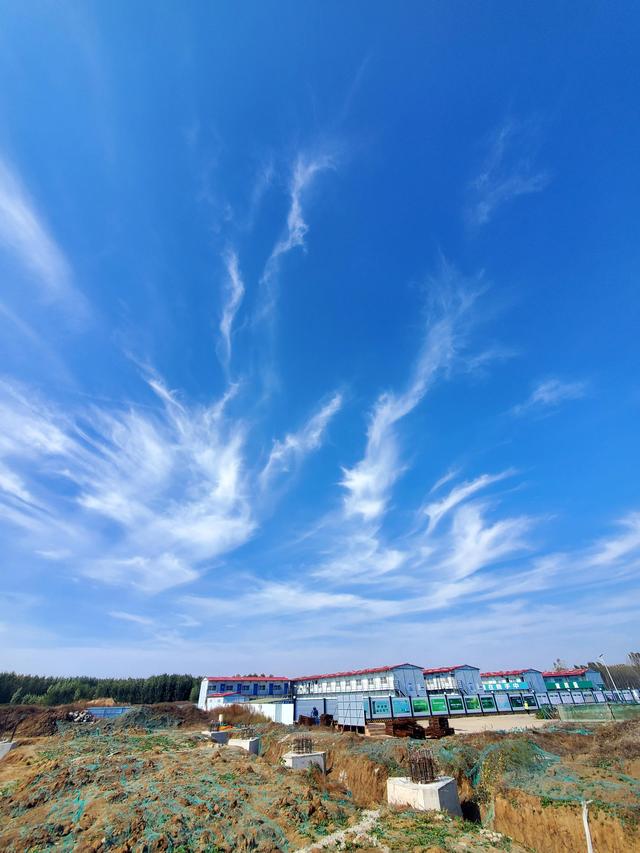 周末最暖心短句，周末暖心的短句（感动朋友圈的周末问候语）