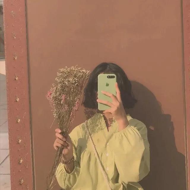 高清真人女头，微信头像，高清真人女头（惊艳好友的真人女头）