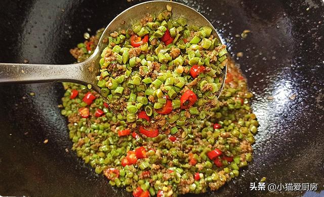 肉末炒豇豆怎么做好吃窍门，“豇豆炒肉末”这样做