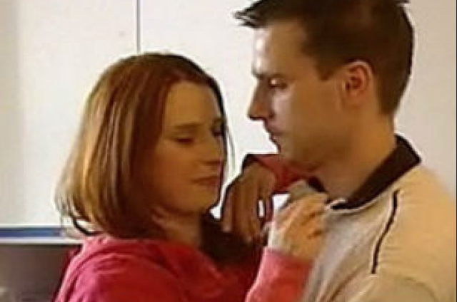 亲情性满足乱爱，亲情的故事（他们却高呼：“真爱无罪”）