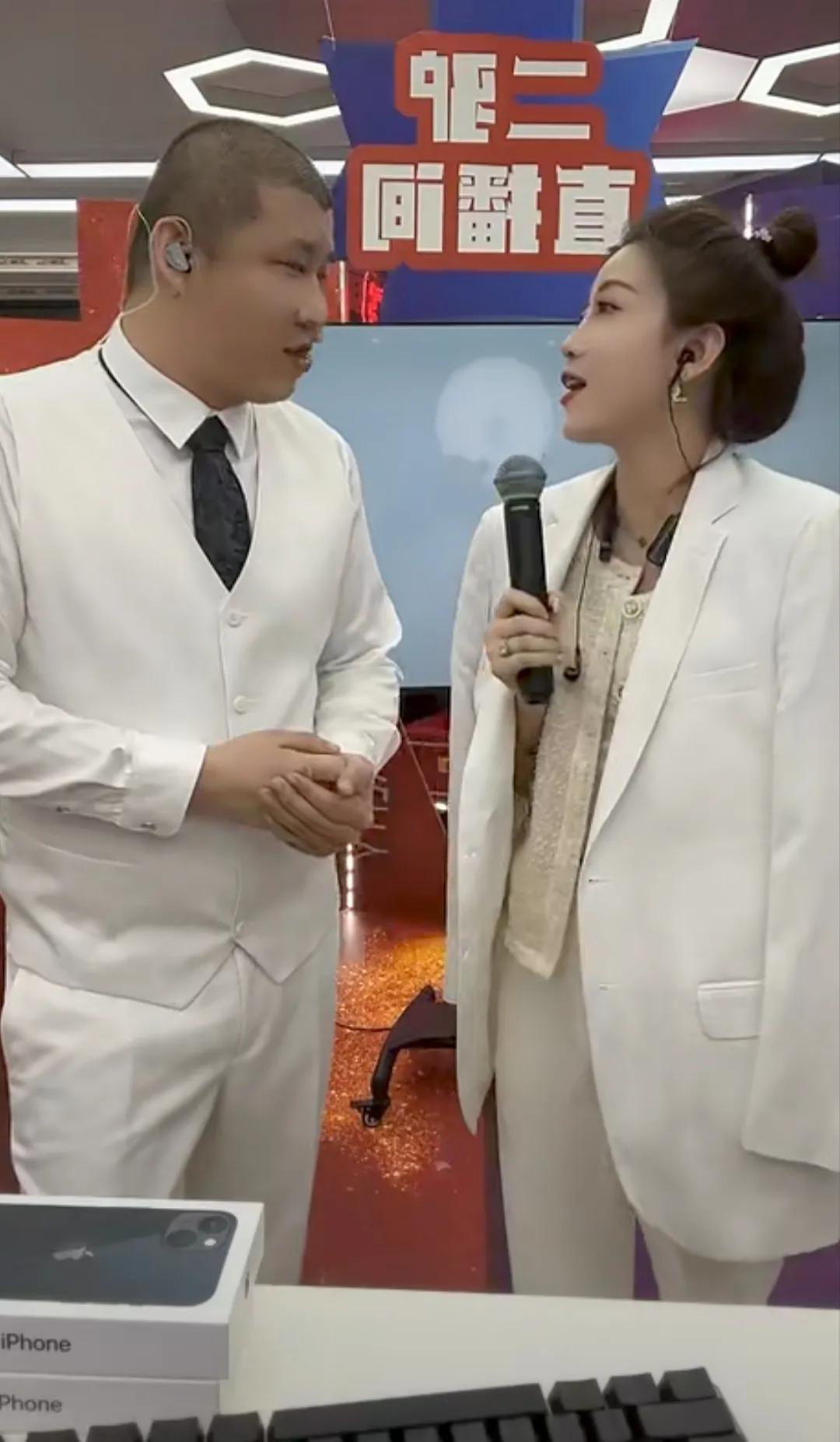 快手拍段子的网红，网红二驴：一头打不死的骡子