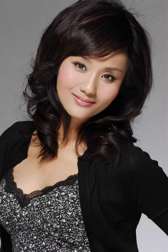 李颖个人资料简介，李颖个人资料（皮肤白皙紧致似少女）