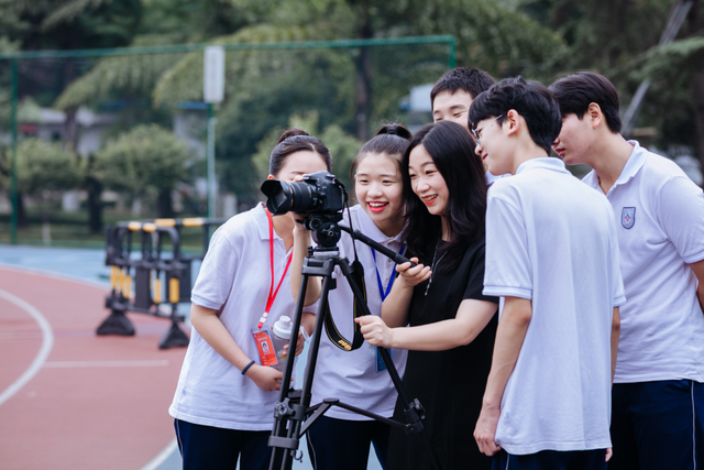 成都现代职业学校，成都市现代计算机职业技术学校有哪些专业（我的大学不是梦⑥——成都市现代职业技术学校单招喜报）