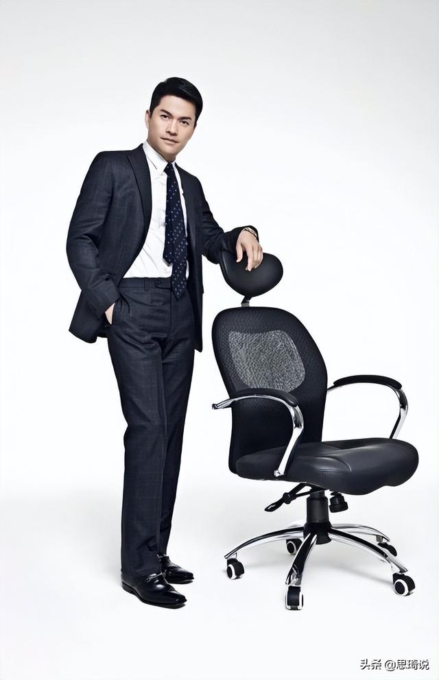 上海皇帝有几部，他却有6个难以超越的经典角色