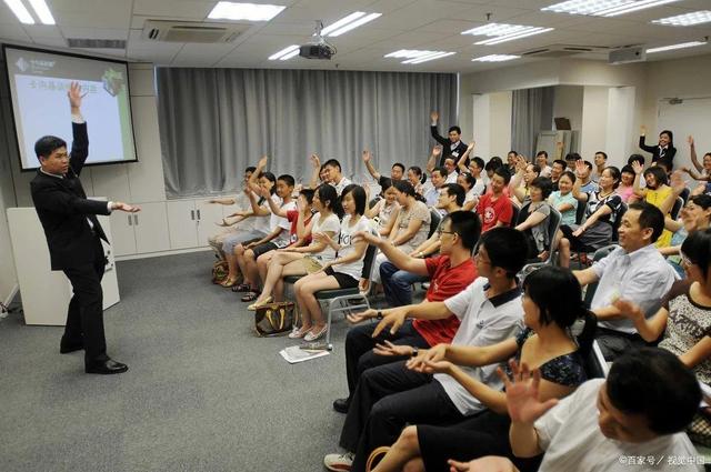 就业方向怎么写，大学生的就业方式与就业方向（盘点那些专业毕业后就业的方向与所学内容并相符的专业）