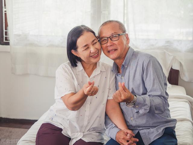 76年属龙最难熬的年龄，几月出生的龙是好龙（却因为口风不严导致晚年凄惨）