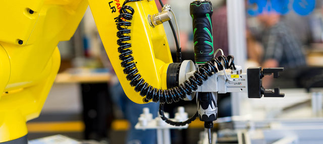 最有发展前景的行业，最有前景的十大行业是哪些（2022十大热度攀升专业）